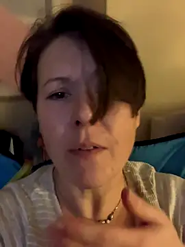 KatieBARBiE98 online show from 12-13-25, 08:37