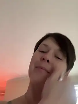 KatieBARBiE98 online show from 02-17-25, 04:50