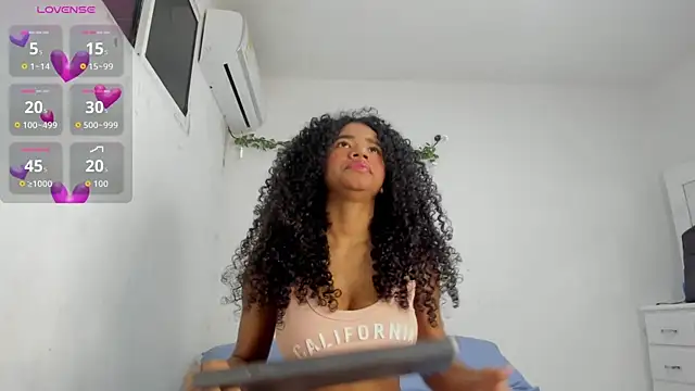 ashley lemus online show from 02-08-26, 01:31