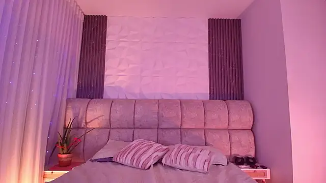 Godess Scarlett77 online show from 03-03-26, 03:13