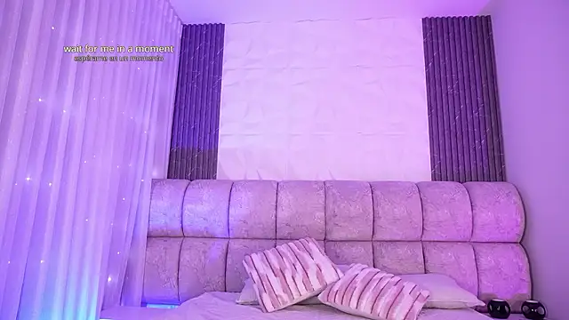 Godess Scarlett77 online show from 03-12-26, 03:12