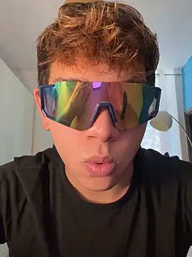 Snapshot of calleaaaa chatting on 11-13-25, 11:14 calleaaaa online show from 11-13-25, 11:14