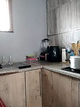 MelStar18xxx online show from 09-10-25, 01:10