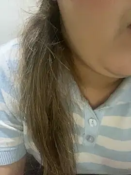 yassminsexy22 online show from 02-23-26, 10:32