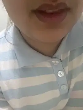 yassminsexy22 online show from 03-01-26, 08:20