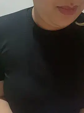 yassminsexy22 online show from 03-11-26, 08:47