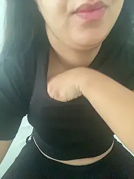 yassminsexy22 online show from 11-08-25, 10:19