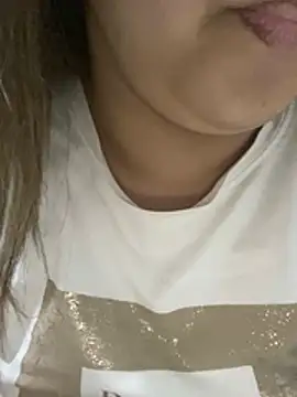 yassminsexy22 online show from 04-14-26, 07:30