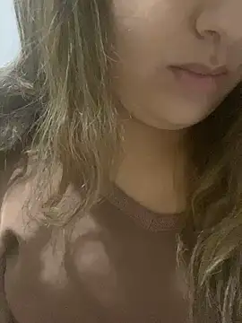 yassminsexy22 online show from 03-24-26, 07:14