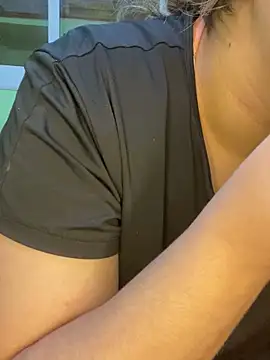 yassminsexy22 online show from 02-13-26, 09:26