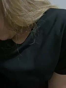 yassminsexy22 online show from 02-01-26, 08:29