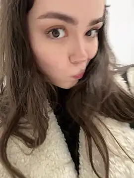 Snapshot of pantyless chatting on 02-03-26, 12:32 pantyless online show from 02-03-26, 12:32