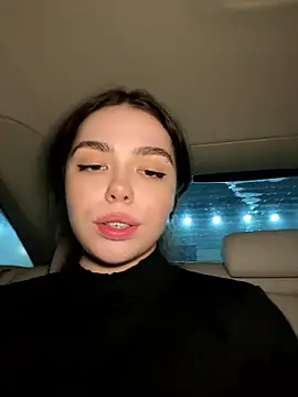 Snapshot of pantyless chatting on 12-06-24, 10:57 pantyless online show from 12-06-24, 10:57