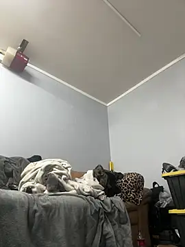 UtopianMisfit1 online show from 04-08-26, 09:44