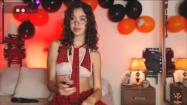 MarianaSnake online show from 10-15-25, 10:40