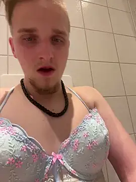 Michaela1222 online show from 04-13-26, 09:13