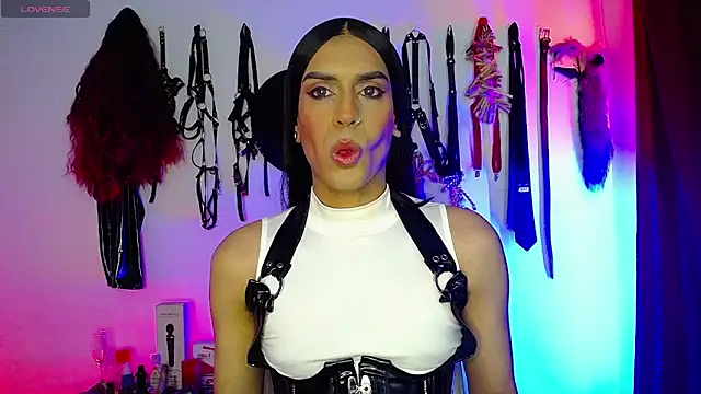 akinoro  online show from 11-14-25, 07:50