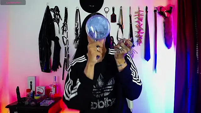 akinoro  online show from 09-24-25, 09:10