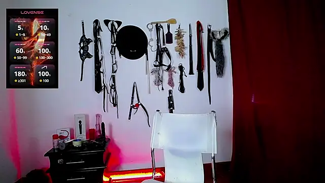 akinoro  online show from 12-20-25, 08:22