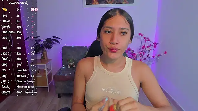 CamilaHarperr  online show from 04-10-26, 09:49