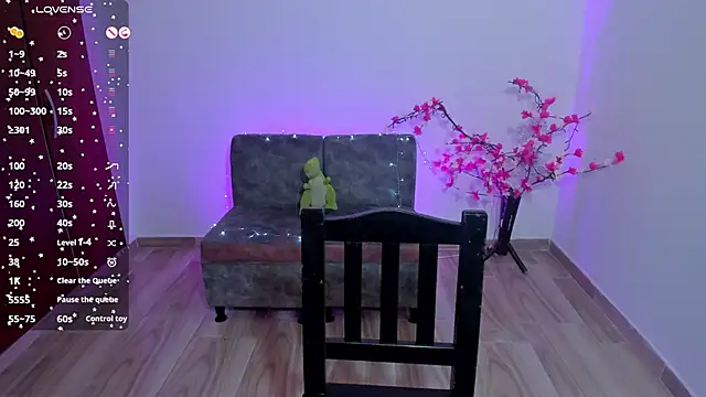 Snapshot of CamilaHarperr_ chatting on 01-09-26, 11:33 CamilaHarperr online show from 01-09-26, 11:33