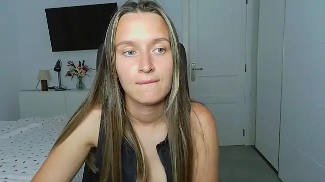 Submissive love online show from 10-28-25, 10:41