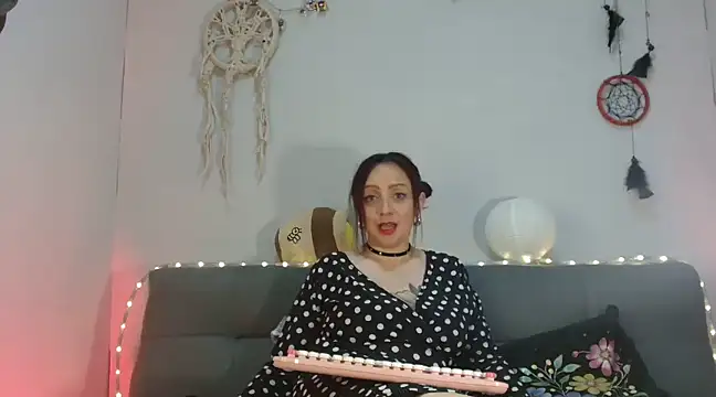 catalinamommyx online show from 02-20-25, 09:55