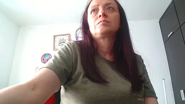 catalinamommyx online show from 06-03-26, 07:18