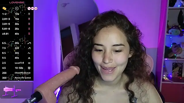 Snapshot of redbarbiedollx chatting on 10-04-25, 11:17 redbarbiedollx online show from 10-04-25, 11:17