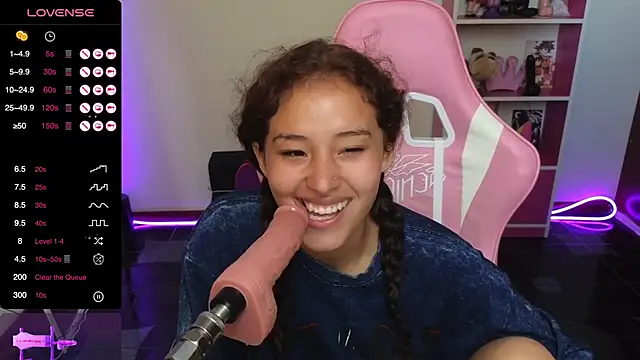 Snapshot of redbarbiedollx chatting on 03-07-25, 02:45 redbarbiedollx online show from 03-07-25, 02:45