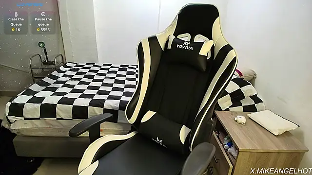 Angelligth online show from 02-19-26, 03:36