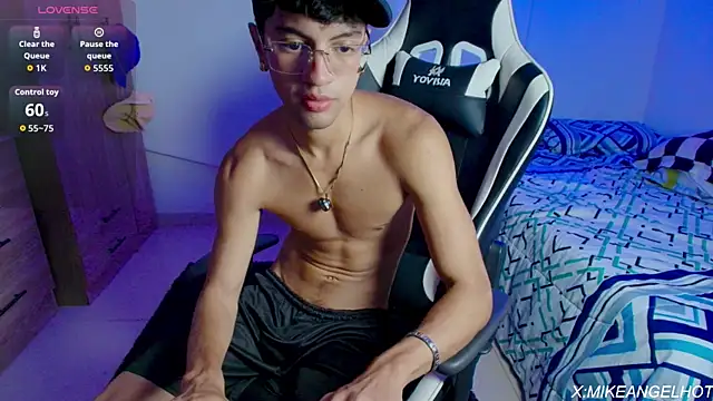 Angelligth online show from 04-09-26, 03:52