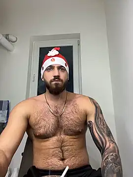 Snapshot of LoveIsBlind_ chatting on 12-29-24, 06:49 LoveIsBlind  online show from 12-29-24, 06:49