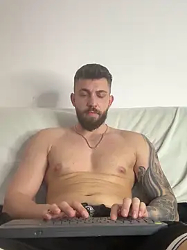 LoveIsBlind  online show from 05-25-26, 04:17