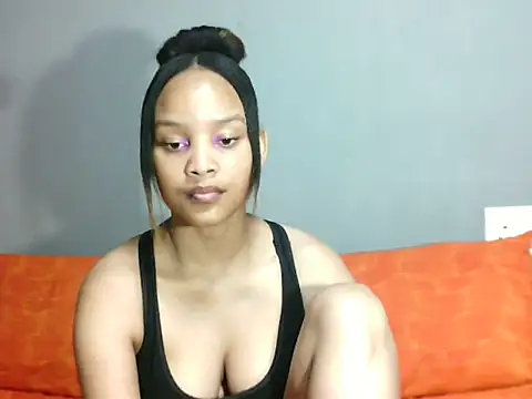 SmallSlut5 online show from 03-25-26, 03:44