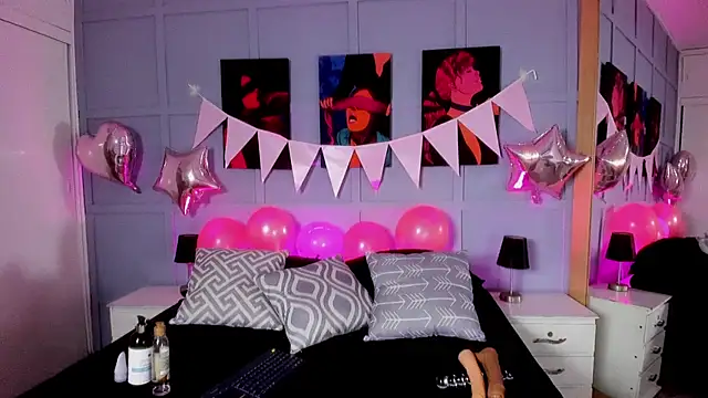 Snapshot of Elizabeth_Santos chatting on 10-20-25, 07:47 Elizabeth Santos online show from 10-20-25, 07:47