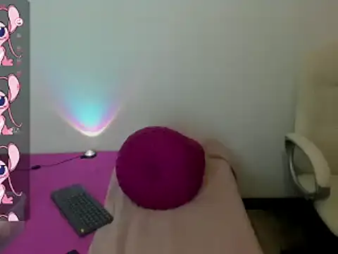 Snapshot of Tesa_cute chatting on 03-17-25, 09:57 Tesa cute online show from 03-17-25, 09:57