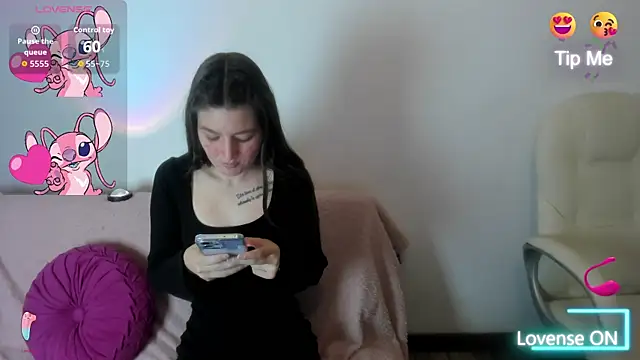 Tesa cute online show from 11-12-25, 10:46