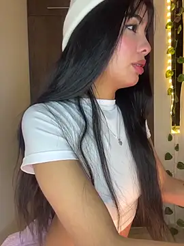 lina pink online show from 02-01-26, 05:06