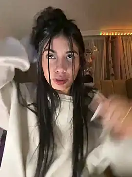 lina pink online show from 03-21-25, 05:32