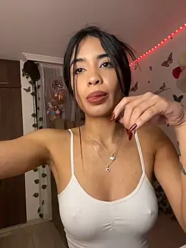 lina pink online show from 03-05-25, 02:14