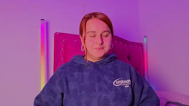 evy orange1 online show from 12-03-25, 12:23