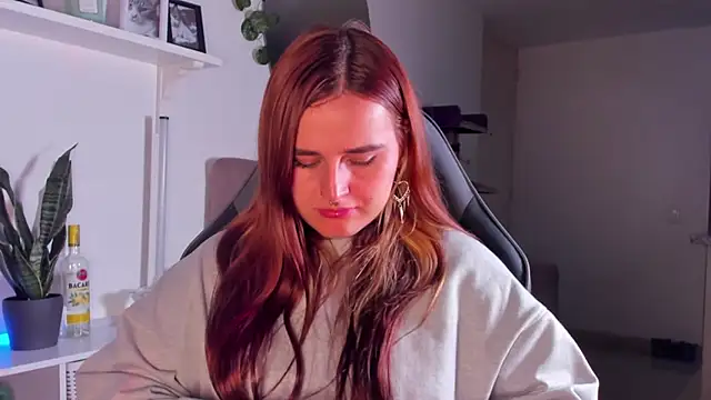 evy orange1 online show from 02-10-26, 02:54