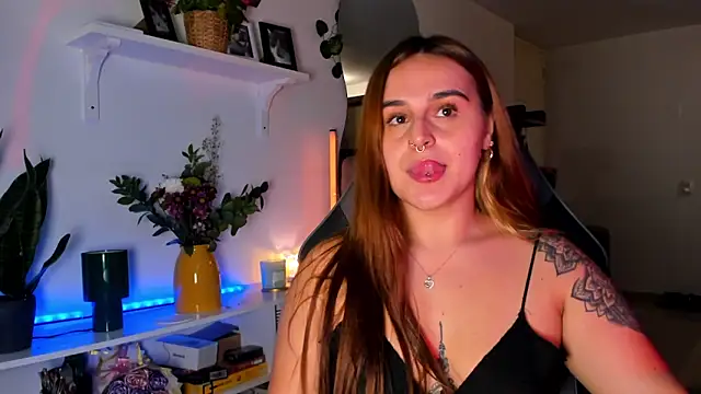 evy orange1 online show from 03-10-26, 03:32