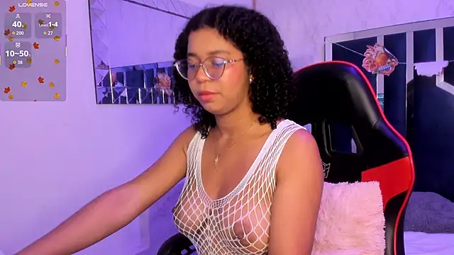 MilaHall  online show from 09-28-25, 04:41