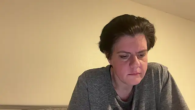 Jess4you0818 online show from 04-04-26, 02:18
