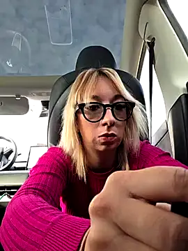 Snapshot of Giuliana_baby chatting on 10-02-25, 08:29 Giuliana baby online show from 10-02-25, 08:29
