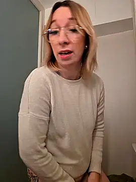 Giuliana baby online show from 11-17-25, 09:19