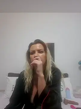 MiaDoll69 online show from 09-27-25, 05:52
