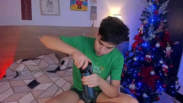 justinbiler online show from 11-11-25, 12:44